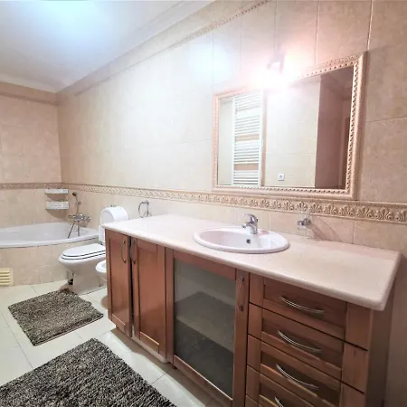 Проживание в семье Anamar